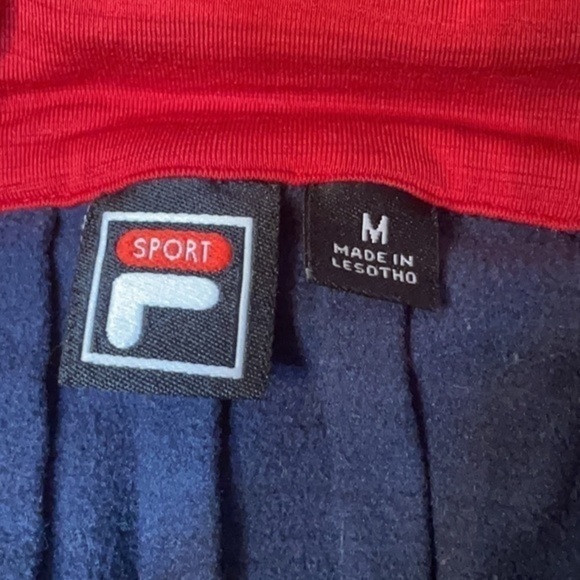 Fila Blue Woman’s Active Pull Over half zipper pleated back top Sz Medium - Picture 2 of 6